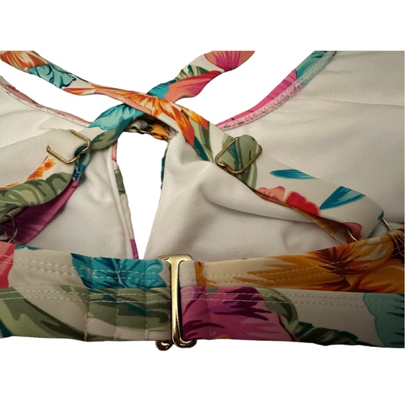 Gorgeous Plus Size Sexy Floral Bikini Set - Picture 6 of 9